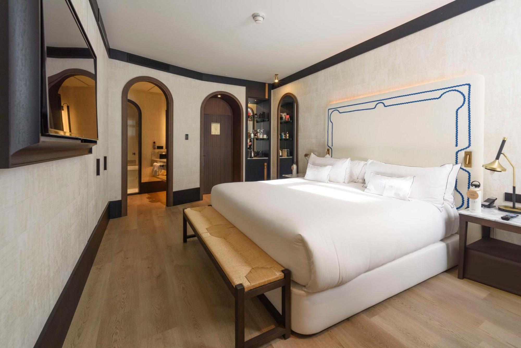 Hotel Montera Madrid, Curio Collection By Hilton Esterno foto