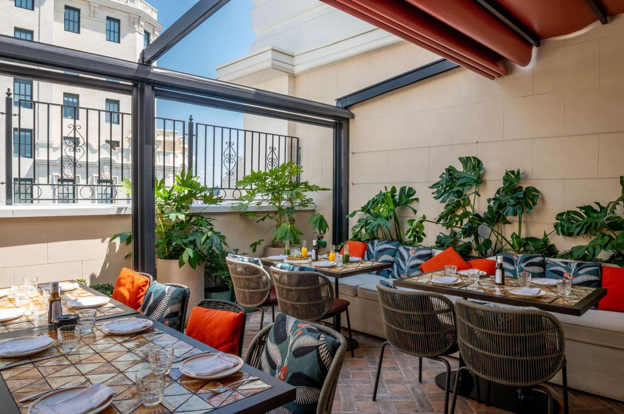 Hotel Montera Madrid, Curio Collection By Hilton Esterno foto