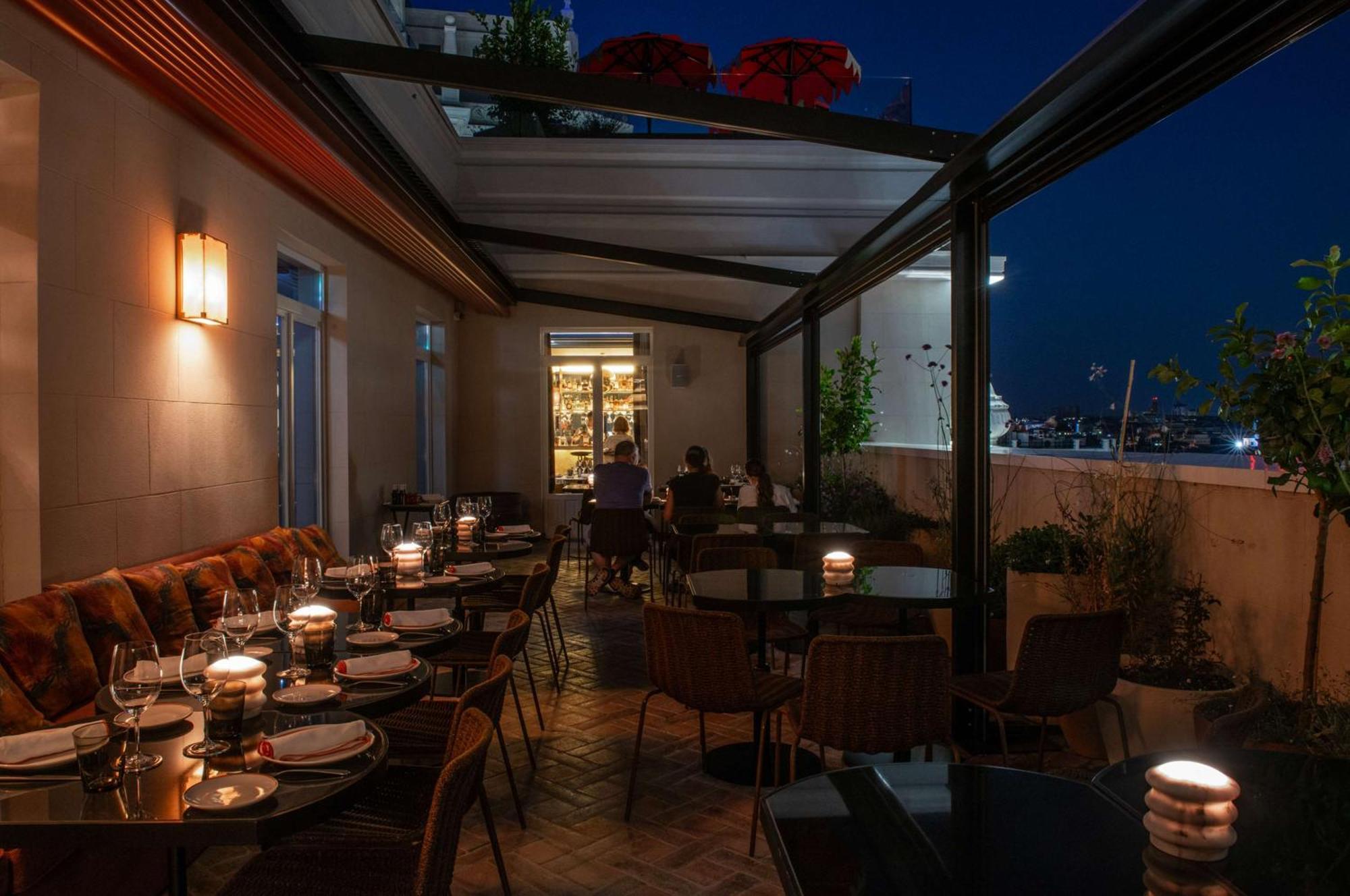 Hotel Montera Madrid, Curio Collection By Hilton Esterno foto