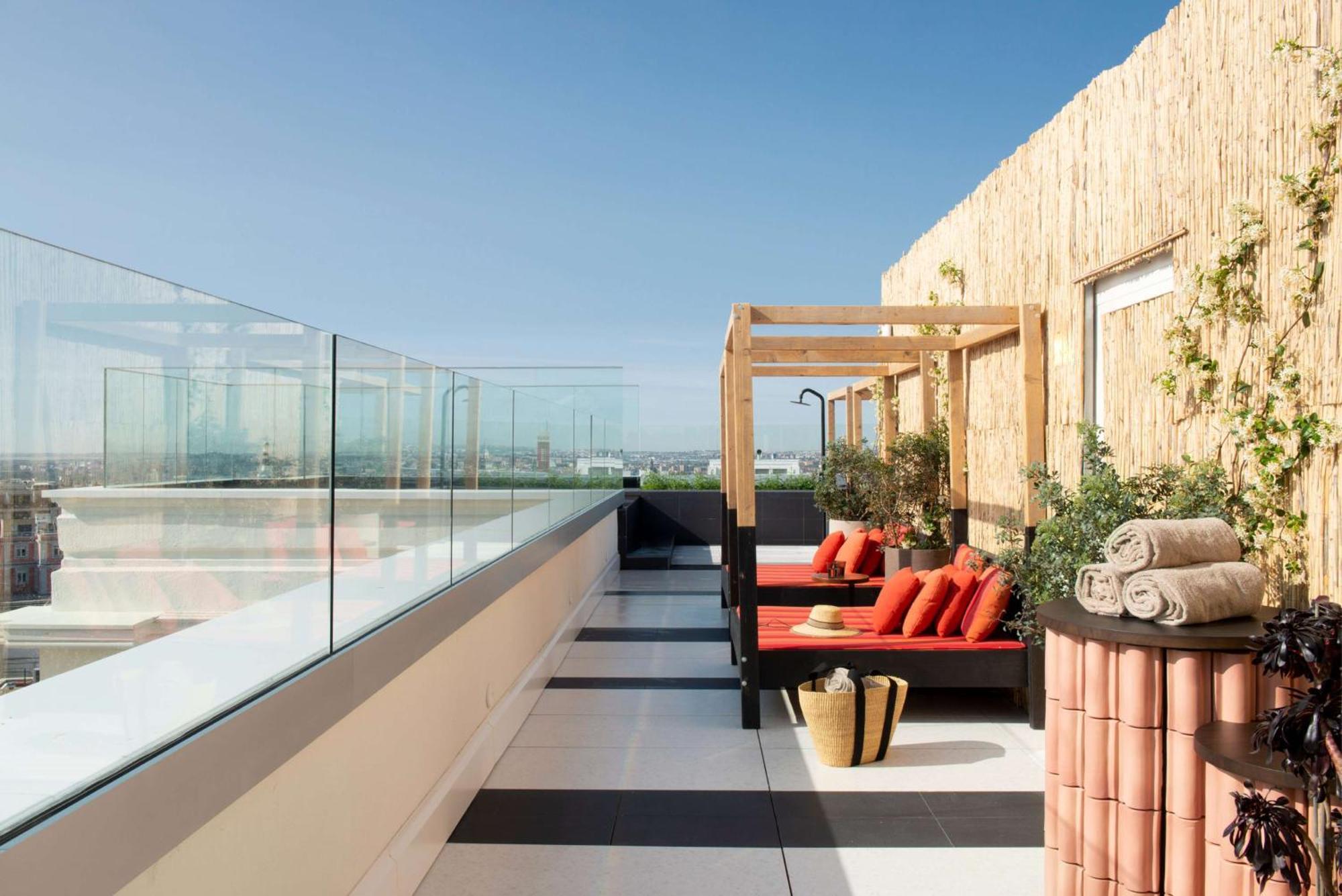 Hotel Montera Madrid, Curio Collection By Hilton Esterno foto